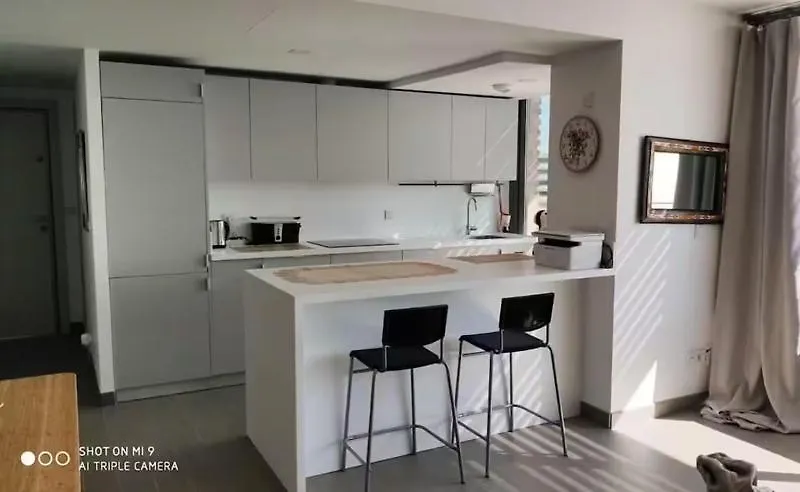 Appartamento Atico Frente Al Mar , En Calle Pacifico Málaga